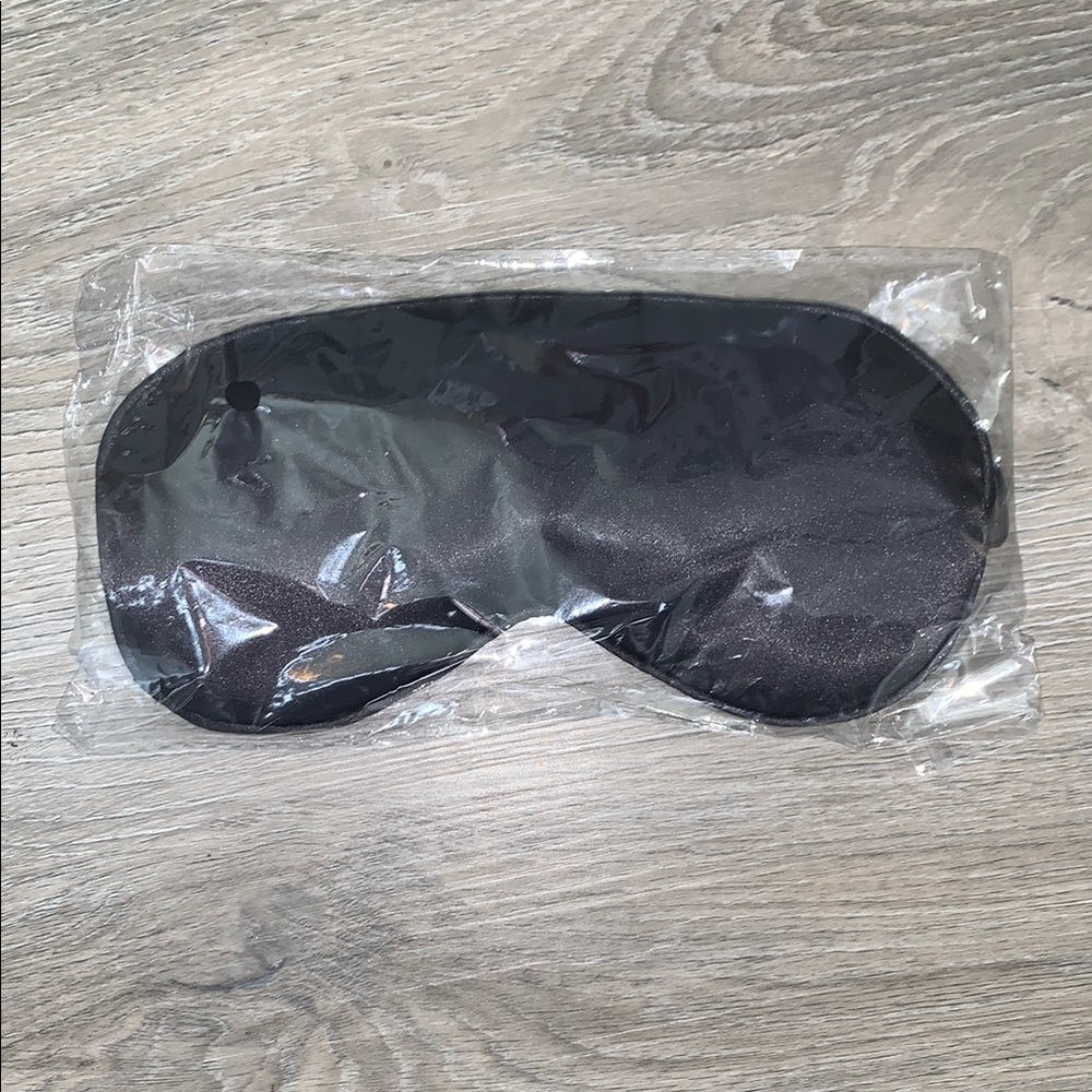 Sleep Eye Mask - Black, New In Package ⭐️ Add-On Item ⭐️